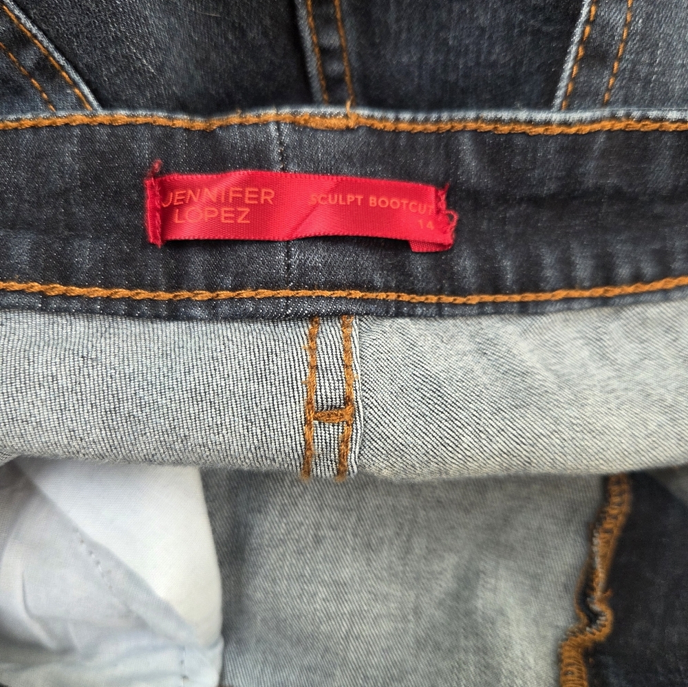 Bootcut Jeans - Picture 8 of 9